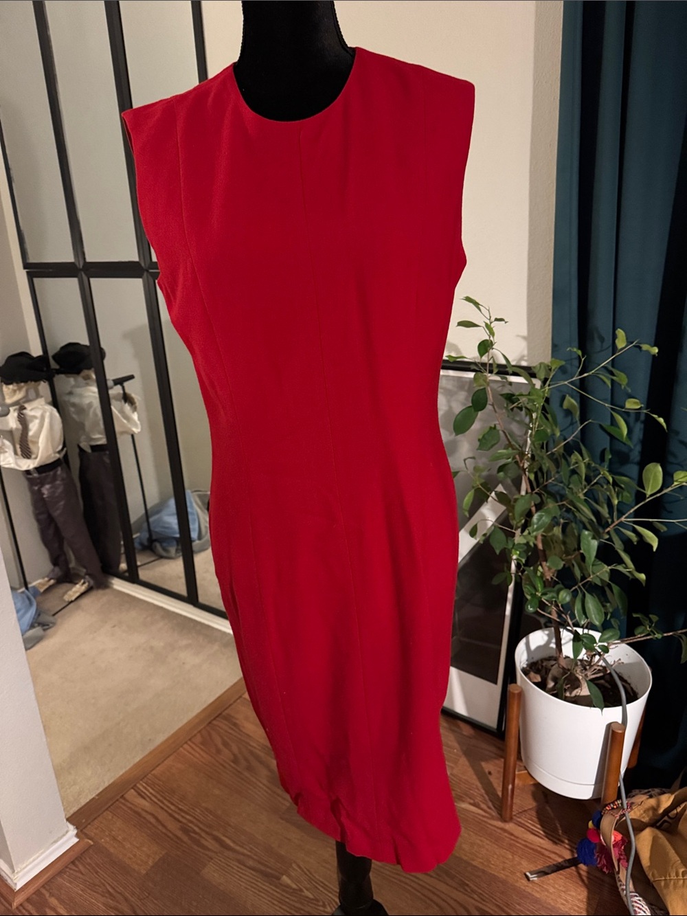 Sleeveless Red Sheath Dress